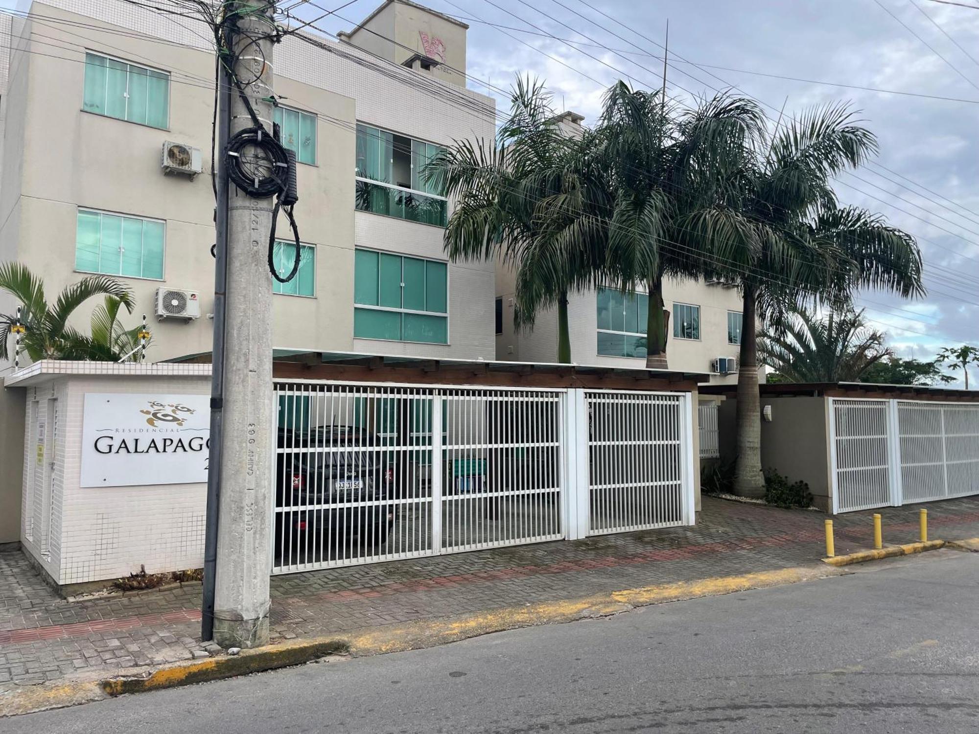 Residencial Galapagos, Praia Da Vila Имбитуба Экстерьер фото
